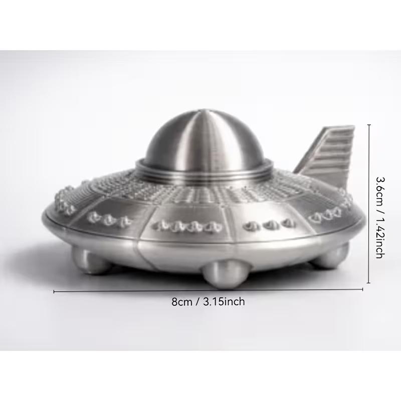 3D Printing Ultem - 3D 프린트된 UFO 피규어, 레트로 메탈